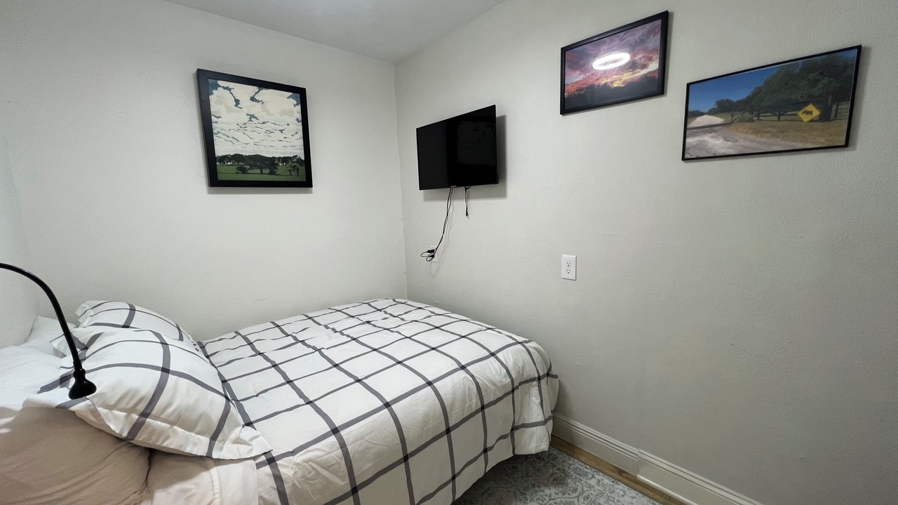 Photo of Bedroom in Southside
