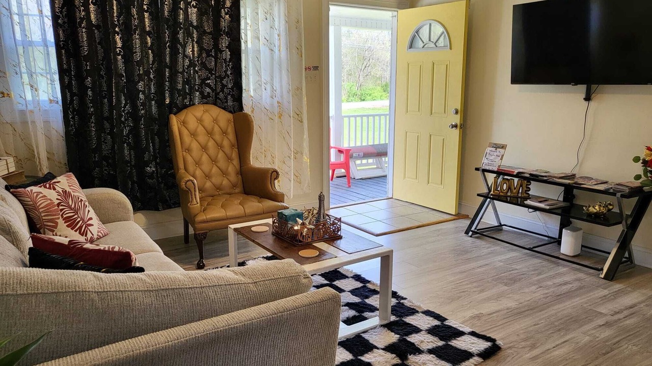 Photo of Livingroom in Morristown