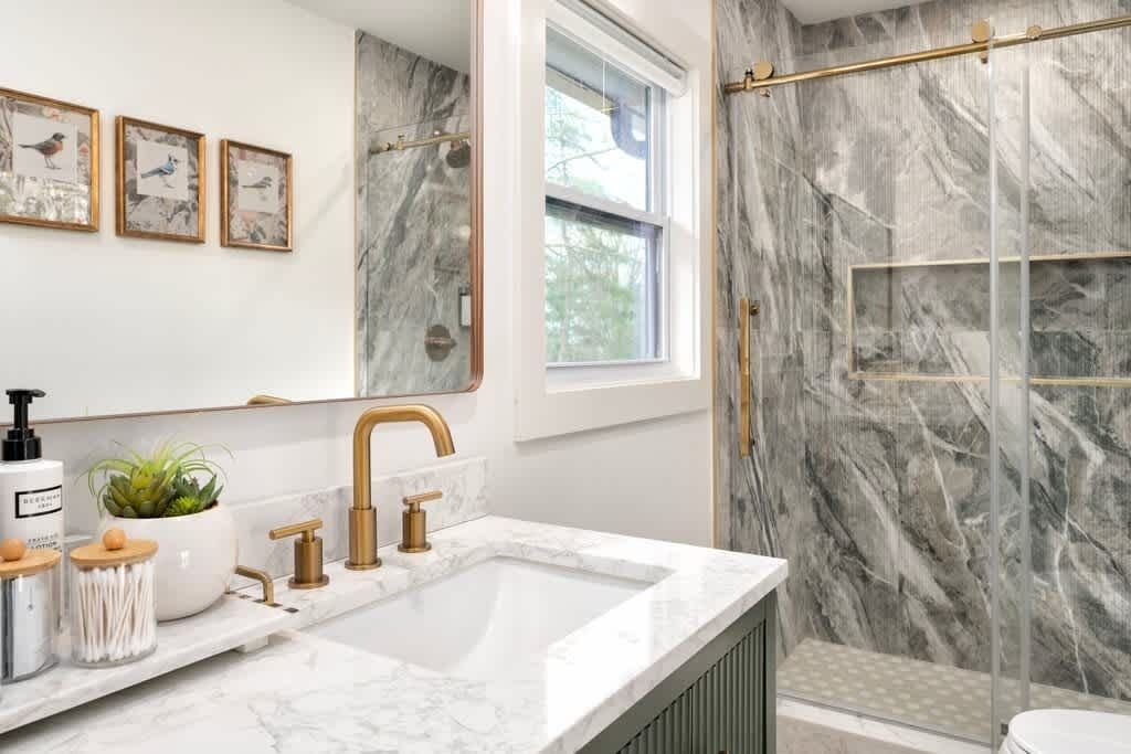 Photo of Bathroom in Skyland