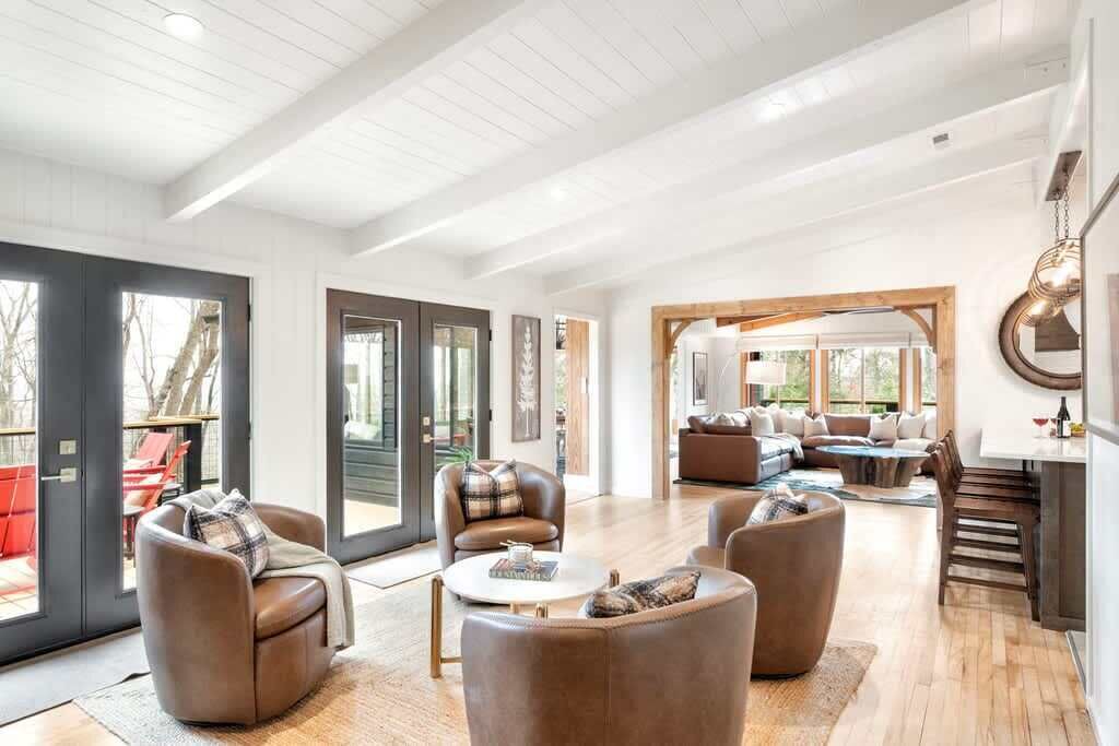 Photo of Livingroom in Skyland