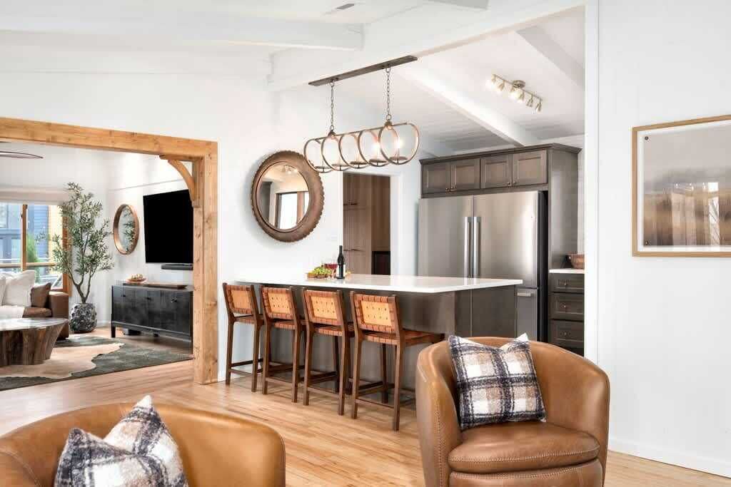 Photo of Livingroom in Skyland