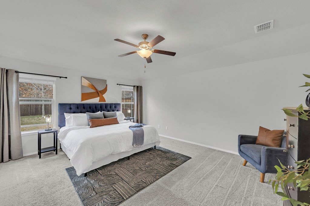 Photo of Bedroom in Lincoln Park