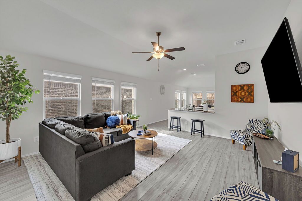 Photo of Livingroom in Lincoln Park