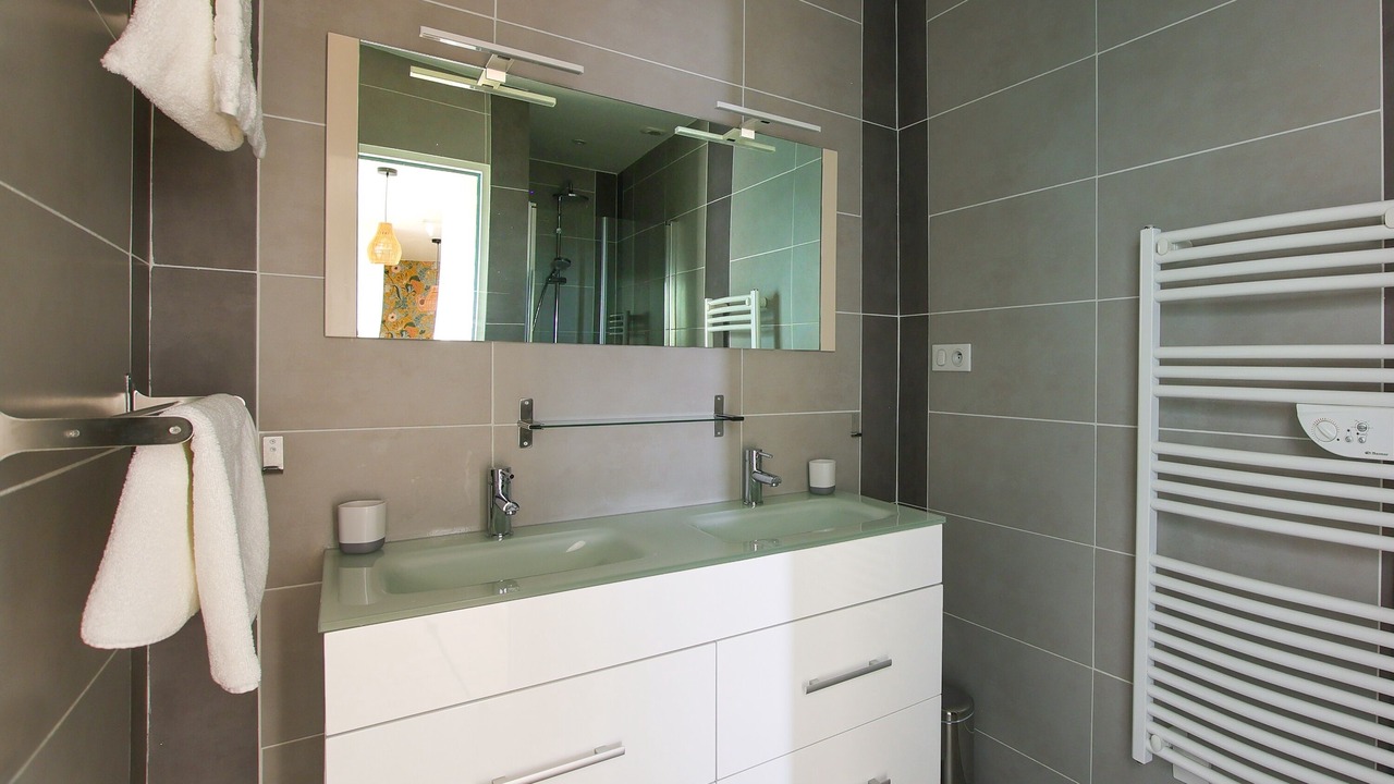 Photo of Bathroom in Mortagne-sur-Sevre
