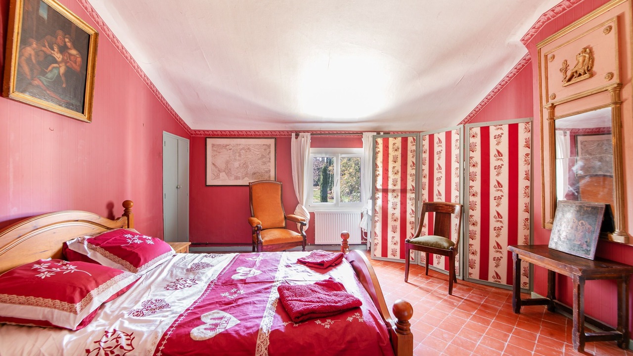 Photo of Bedroom in Le Puy-Sainte-Reparade