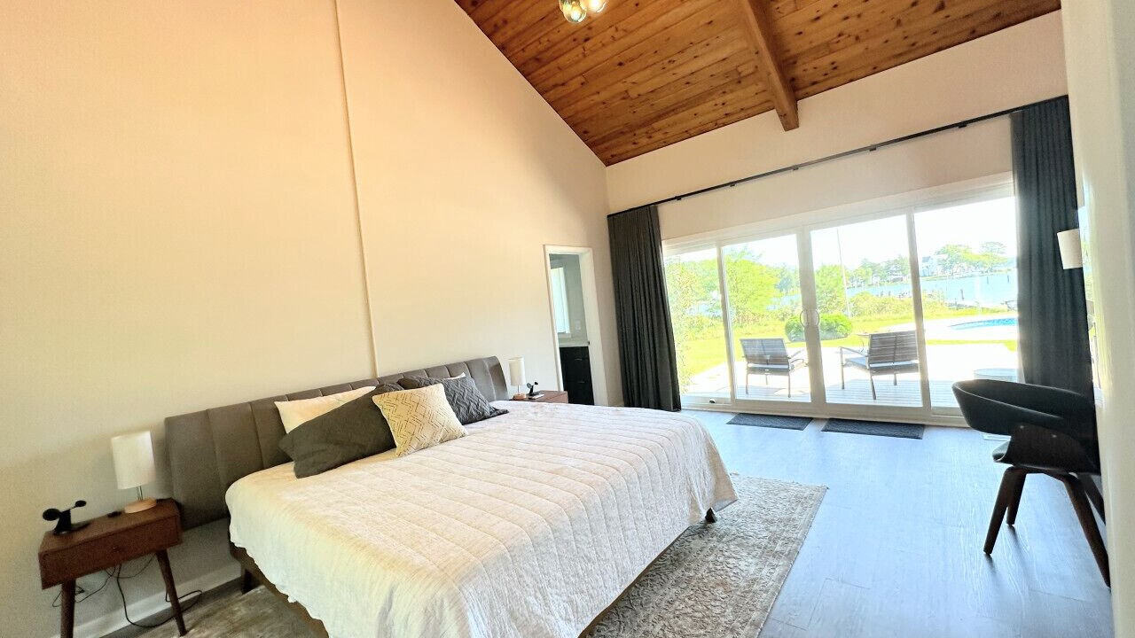 Photo of Bedroom in Easton