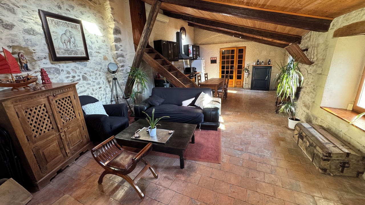 Photo of Livingroom in Bourg-Saint-Andeol