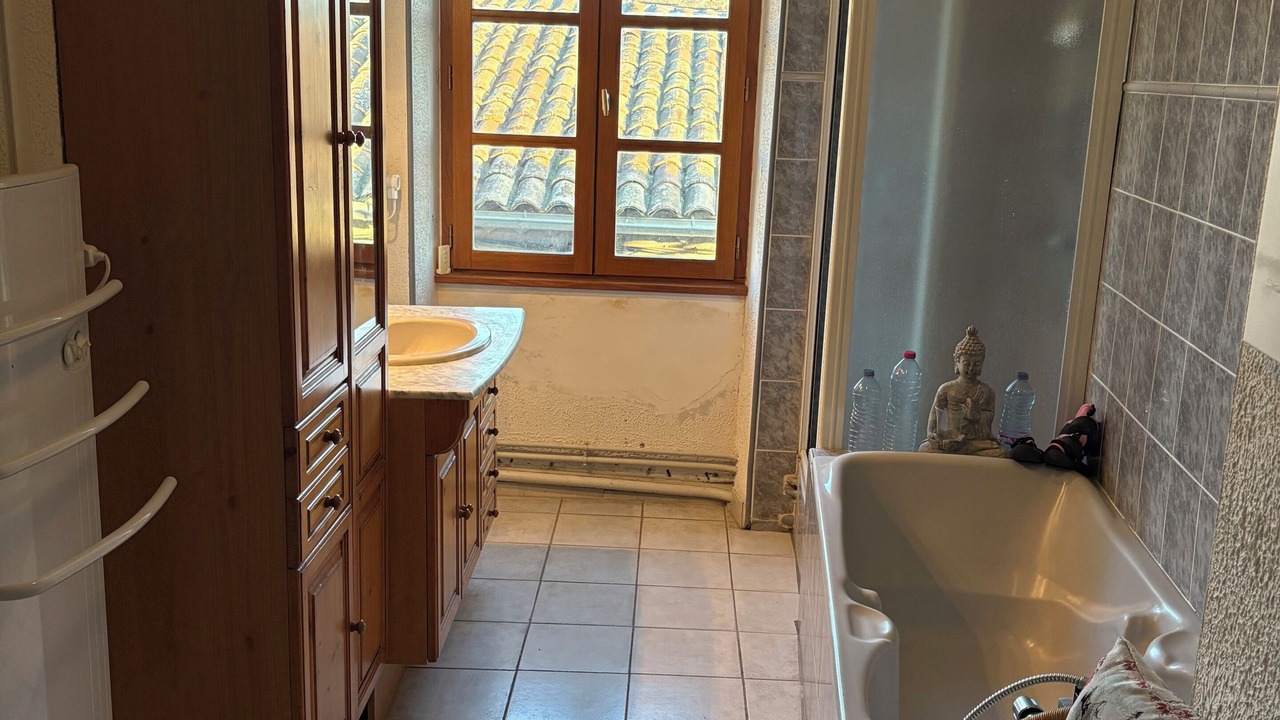 Photo of Bathroom in Bourg-Saint-Andeol