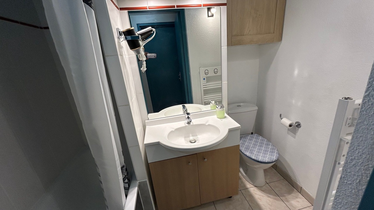 Photo of Bathroom in Cauterets
