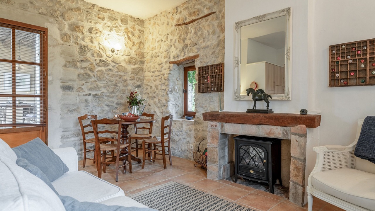 Photo of Livingroom in Lussan