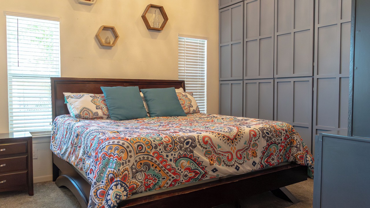 Photo of Bedroom in Cedar Creek Reservoir