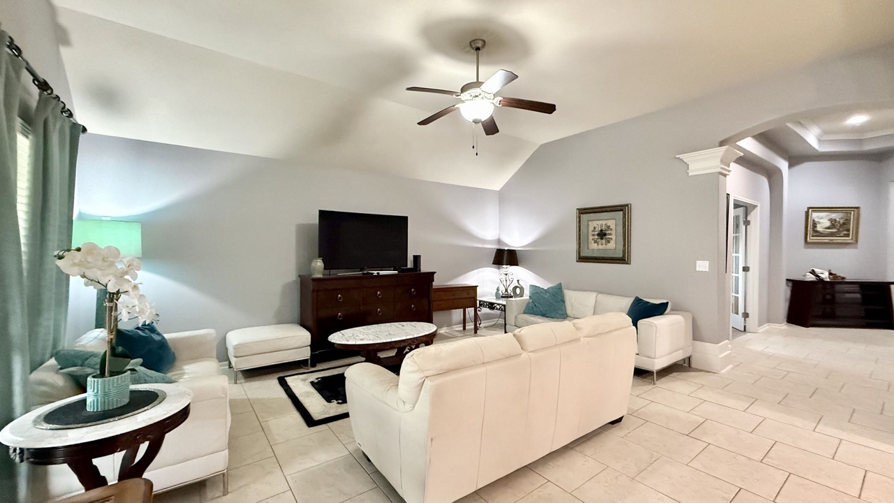 Photo of Bedroom in South Side