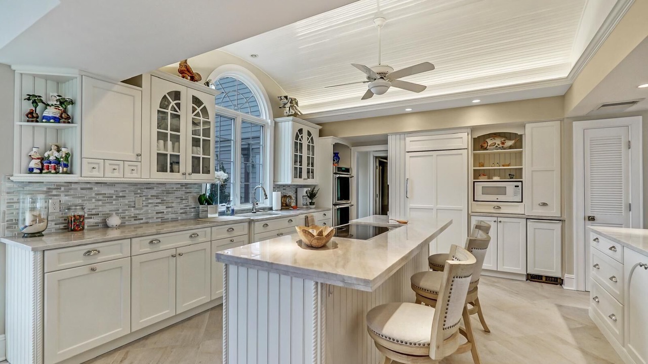 Photo of Kitchen in Mantoloking