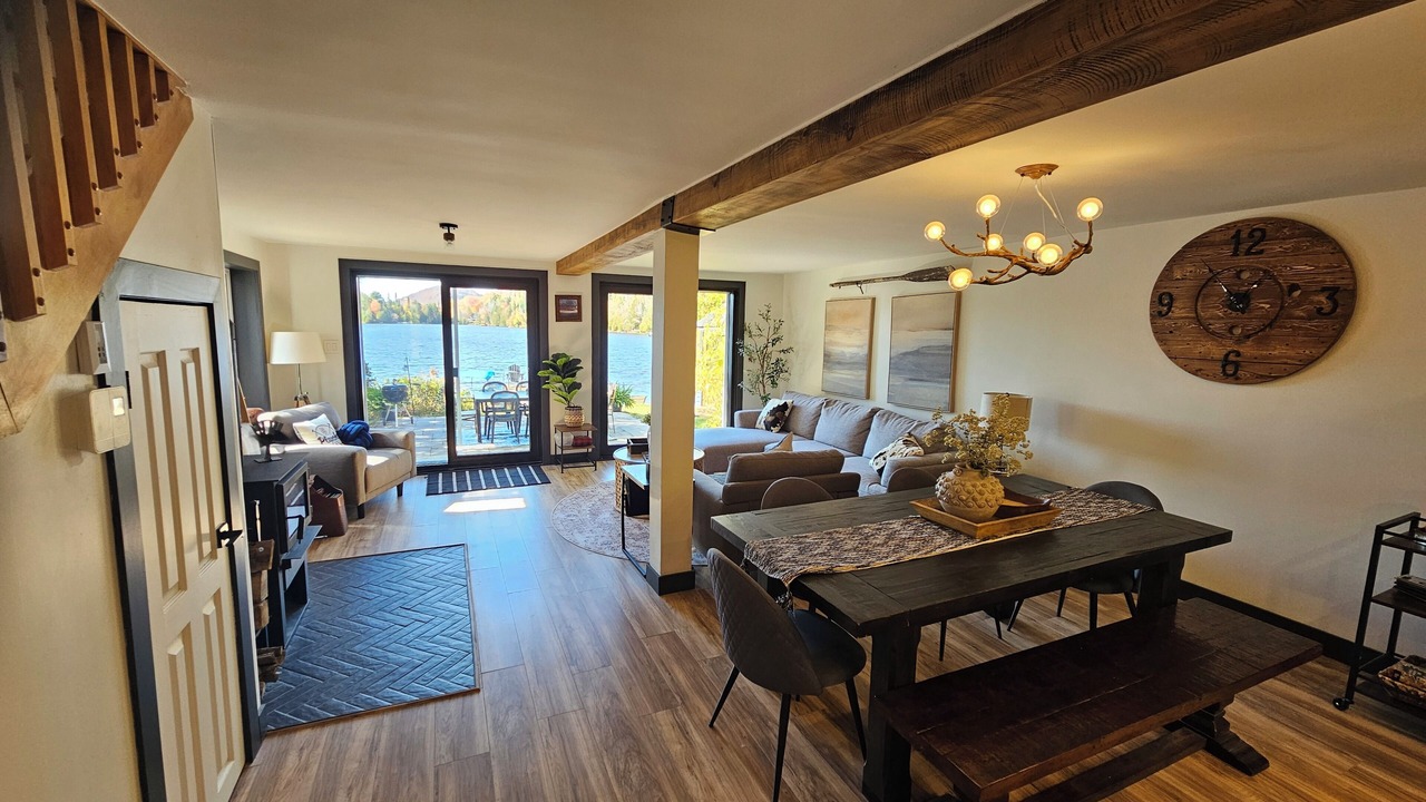 Photo of Livingroom in St-Adolphe-d'Howard