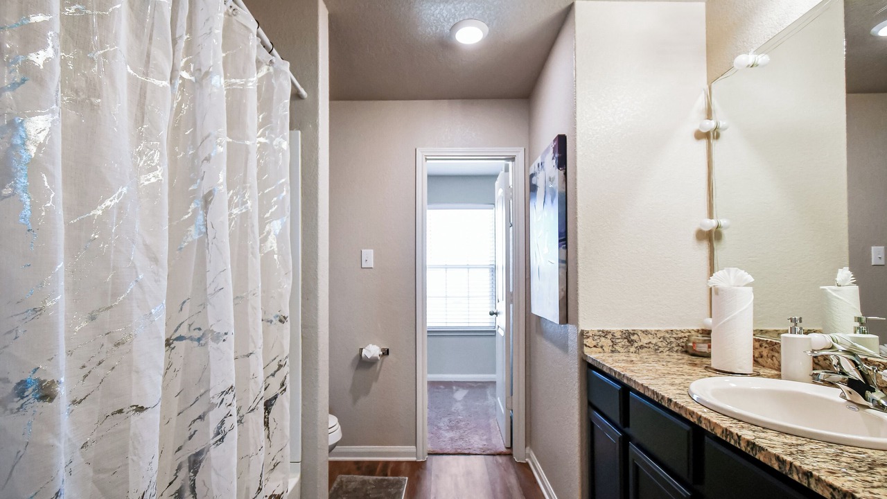 Photo of Bathroom in Manor