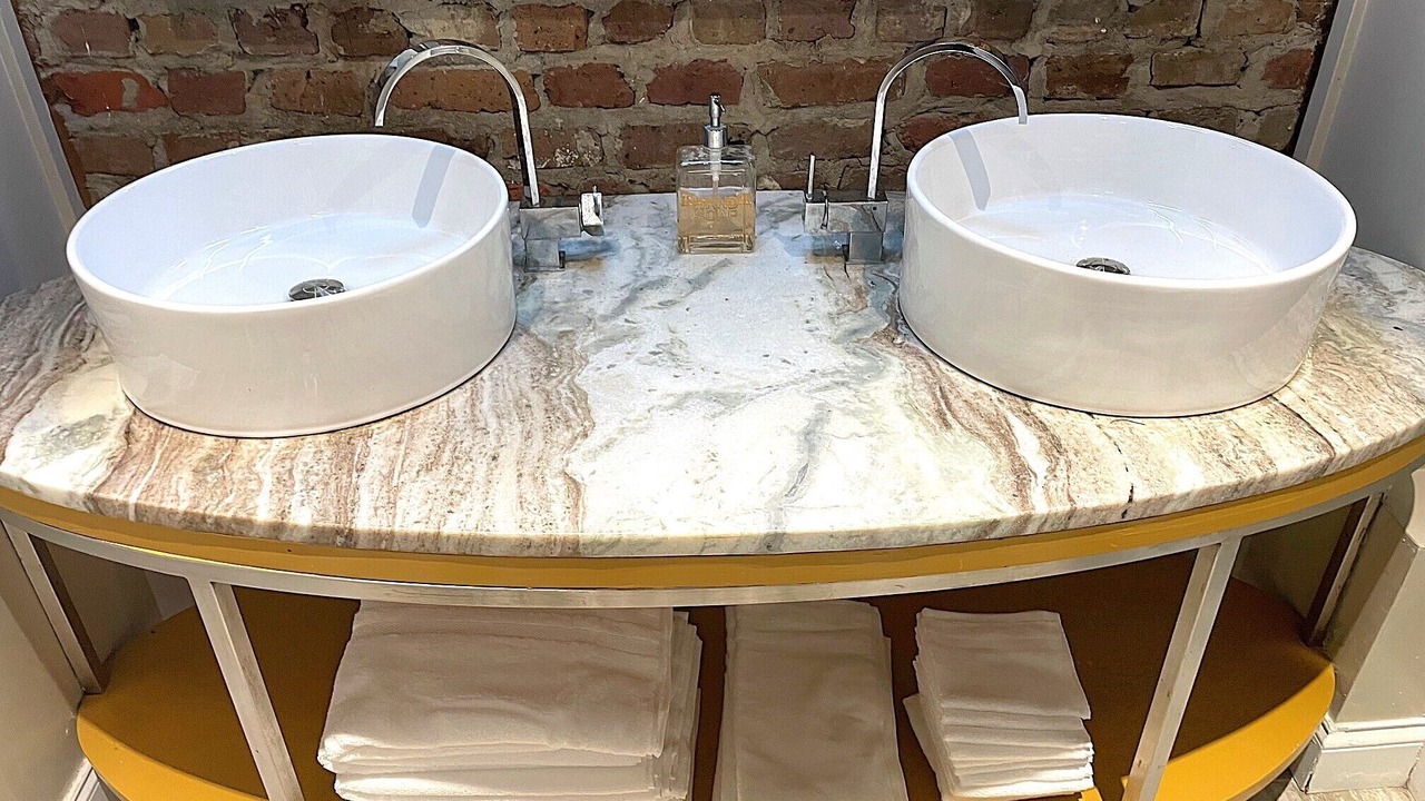 Photo of Bathroom in Central Business District