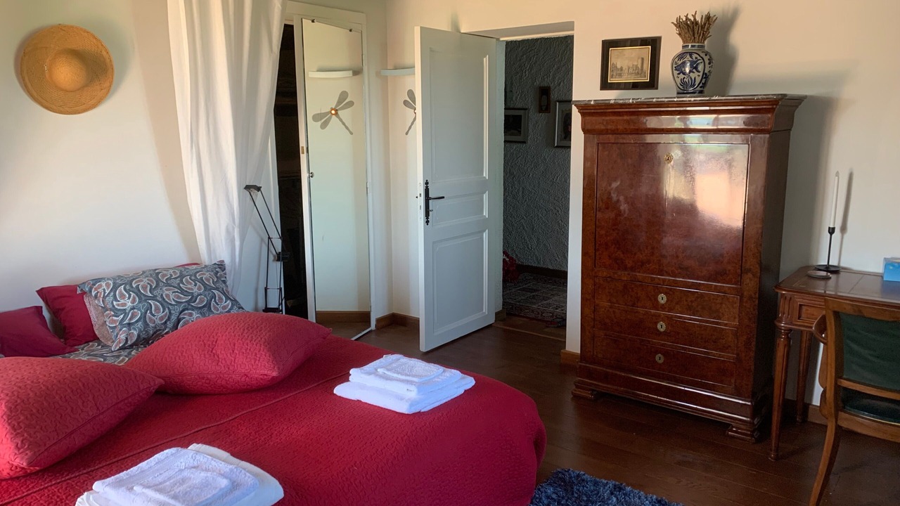 Photo of Bedroom in Saint-Frajou