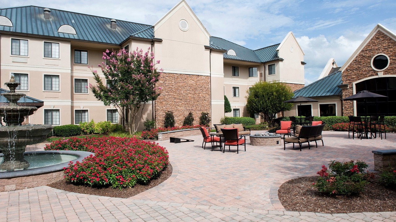 Photo of Others in Ballantyne