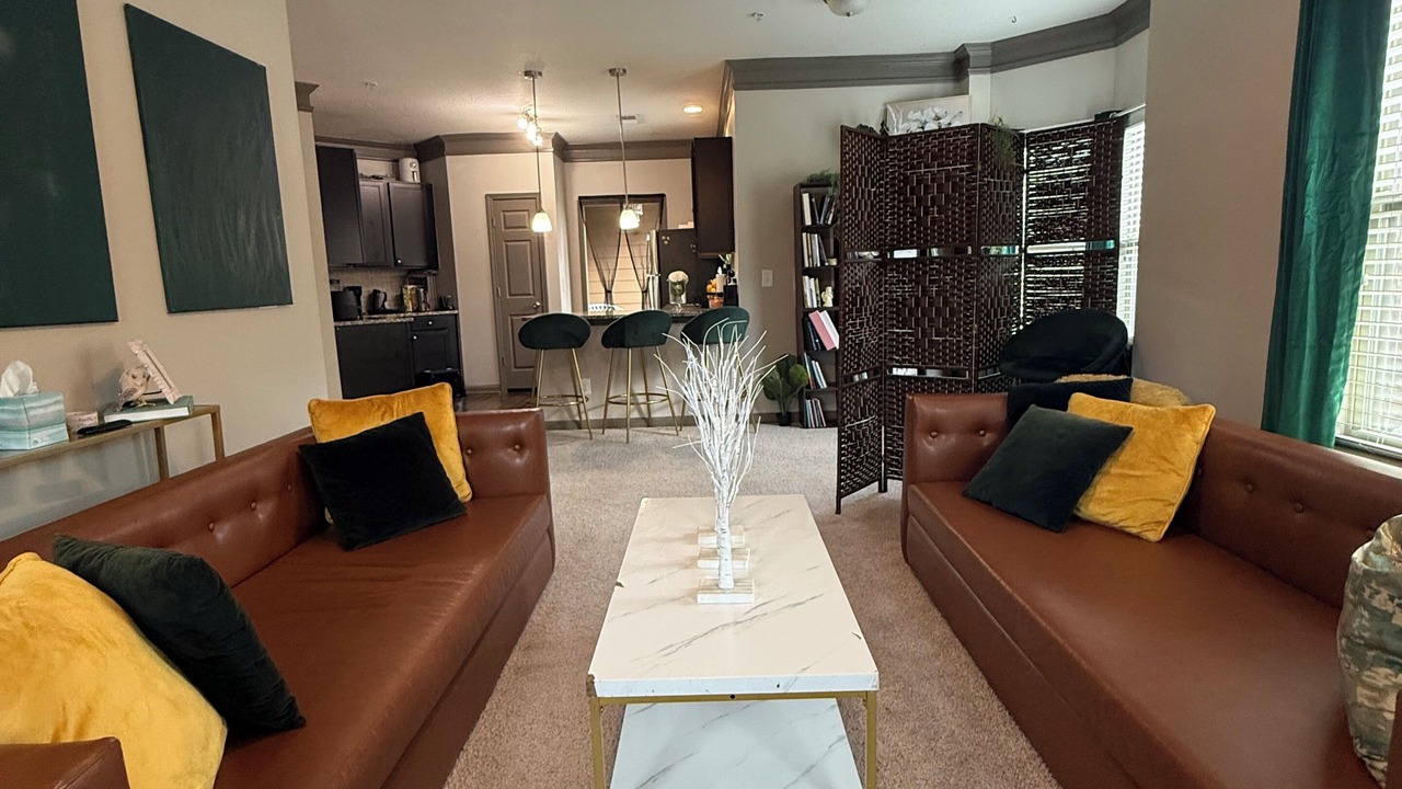 Photo of Livingroom in Pooler