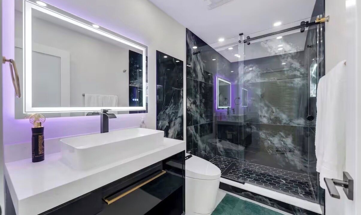 Photo of Bathroom in Tamiami