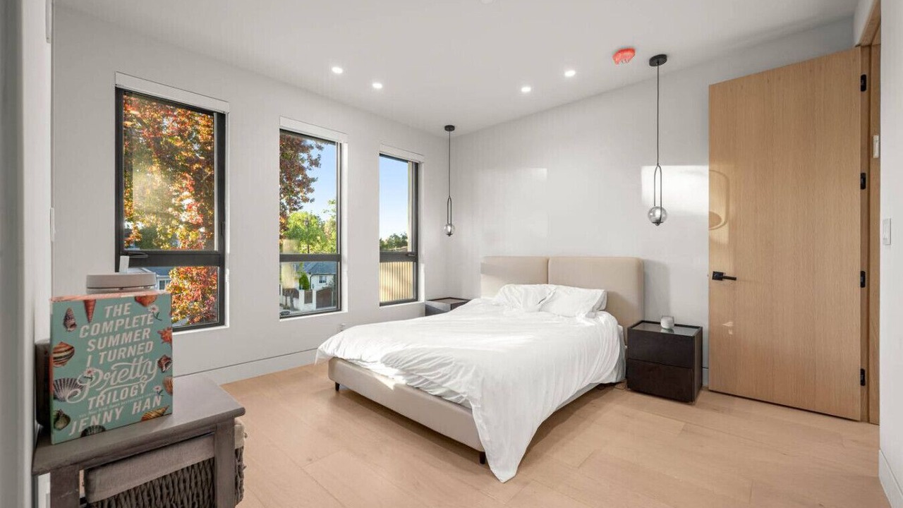 Photo of Bedroom in Encino