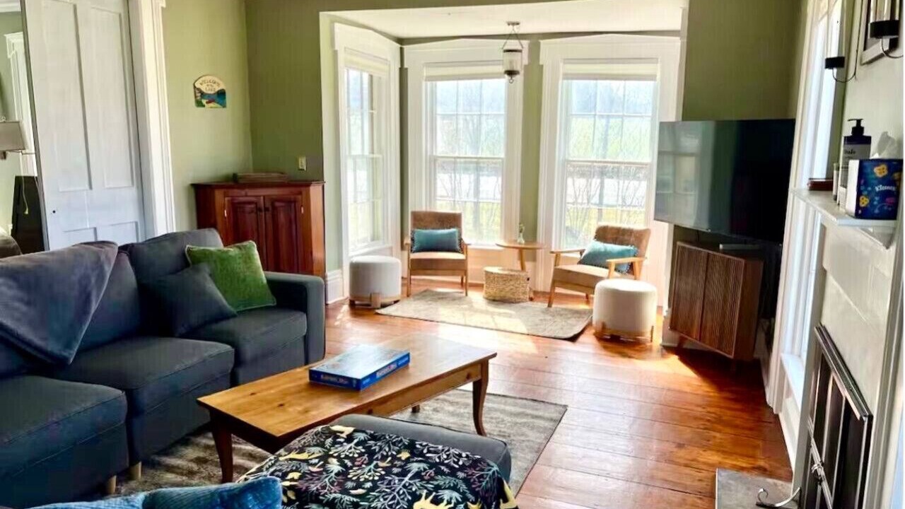 Photo of Livingroom in Rock Stream