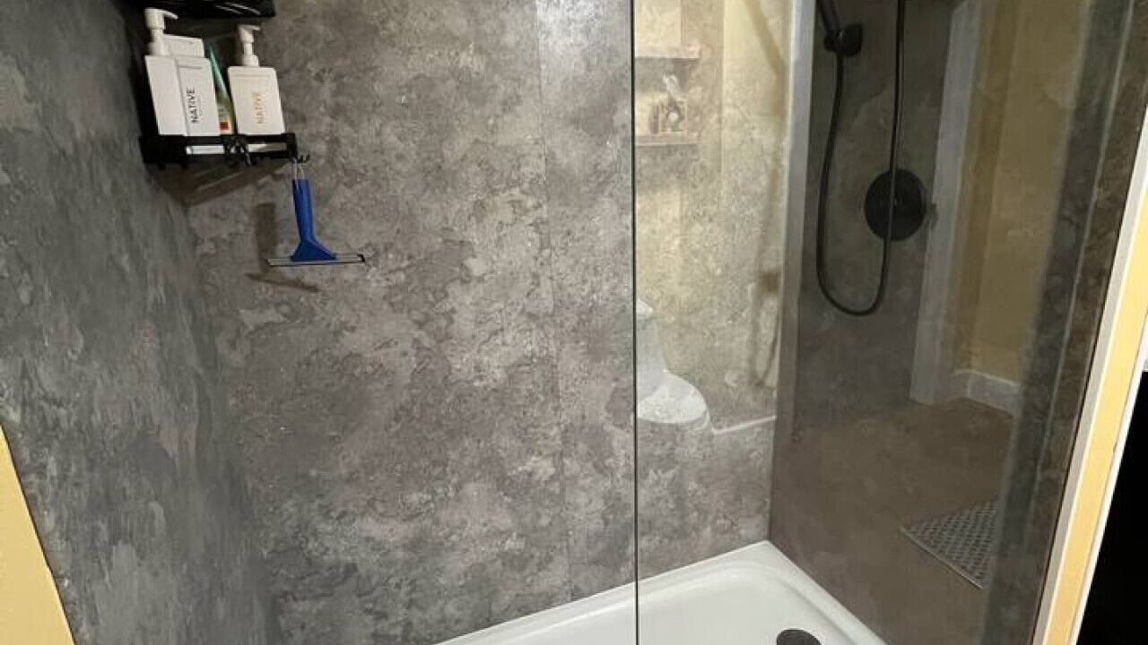 Photo of Bathroom in Rock Stream