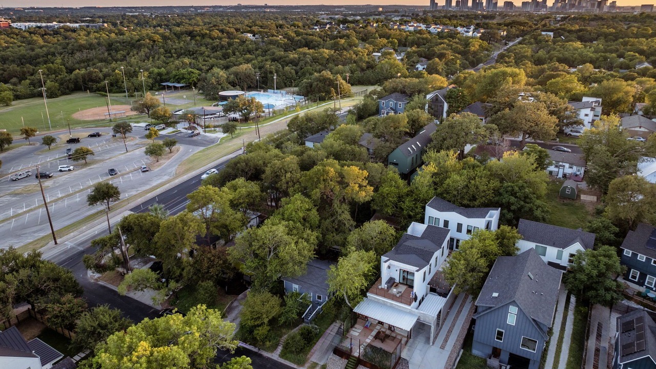 Photo of Outdoor in MLK