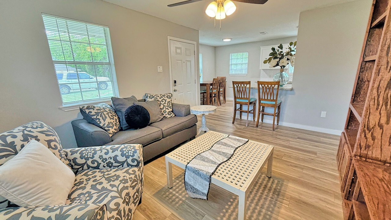 Photo of Livingroom in The Colony