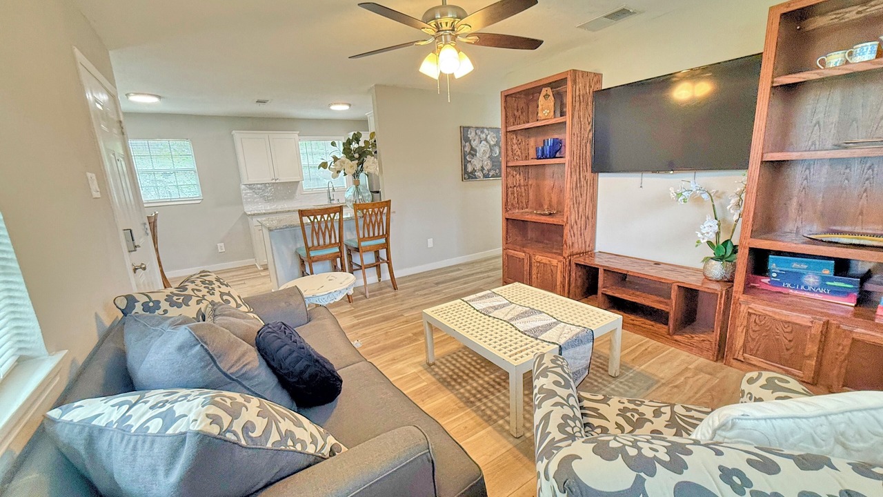 Photo of Livingroom in The Colony