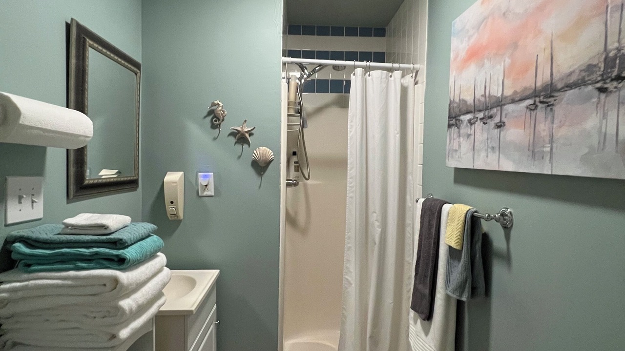 Photo of Bathroom in Achilles