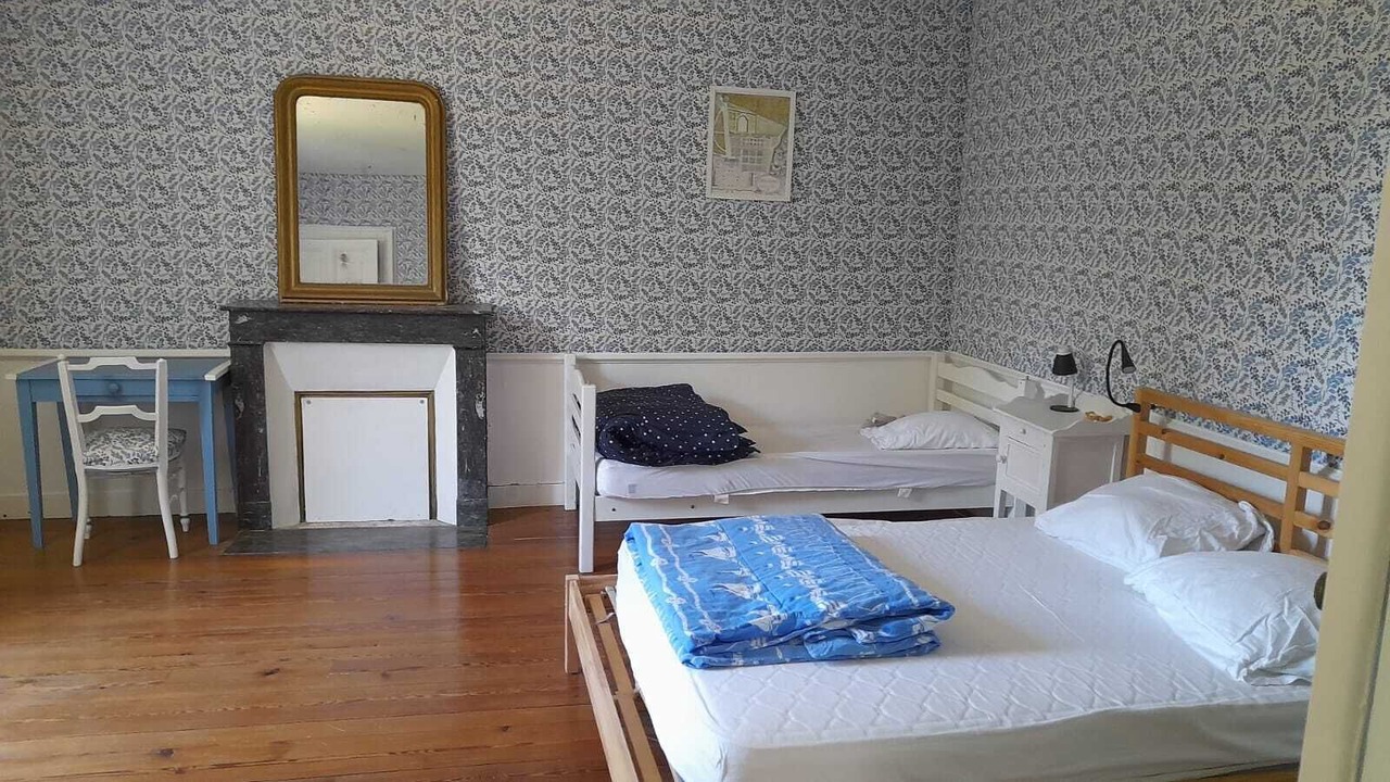 Photo of Bedroom in Isse