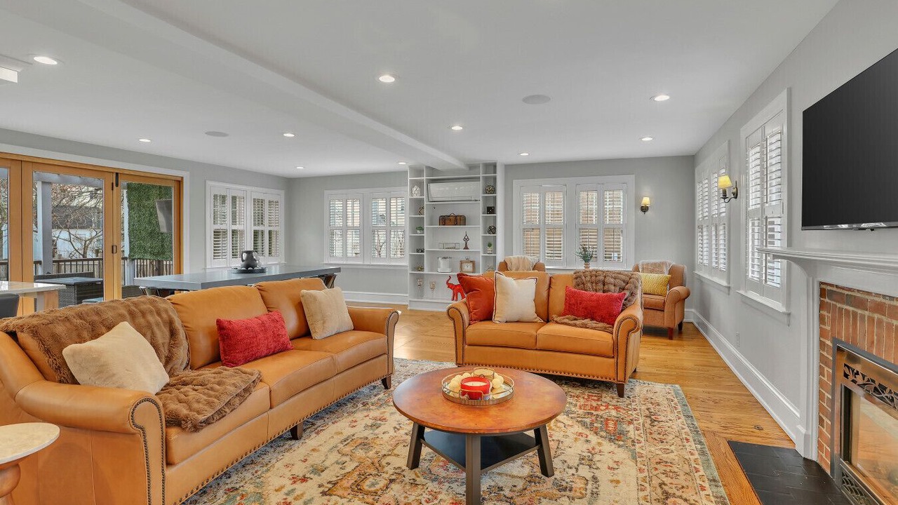 Photo of Livingroom in West Hartford