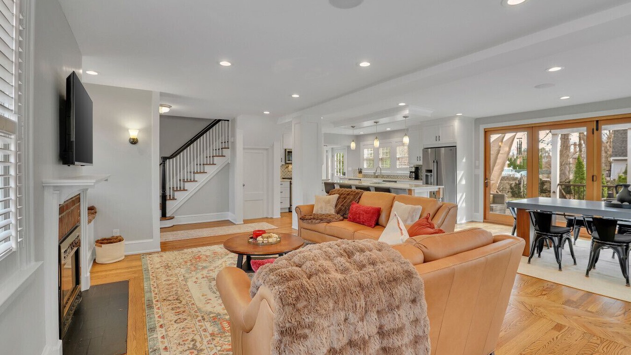 Photo of Livingroom in West Hartford