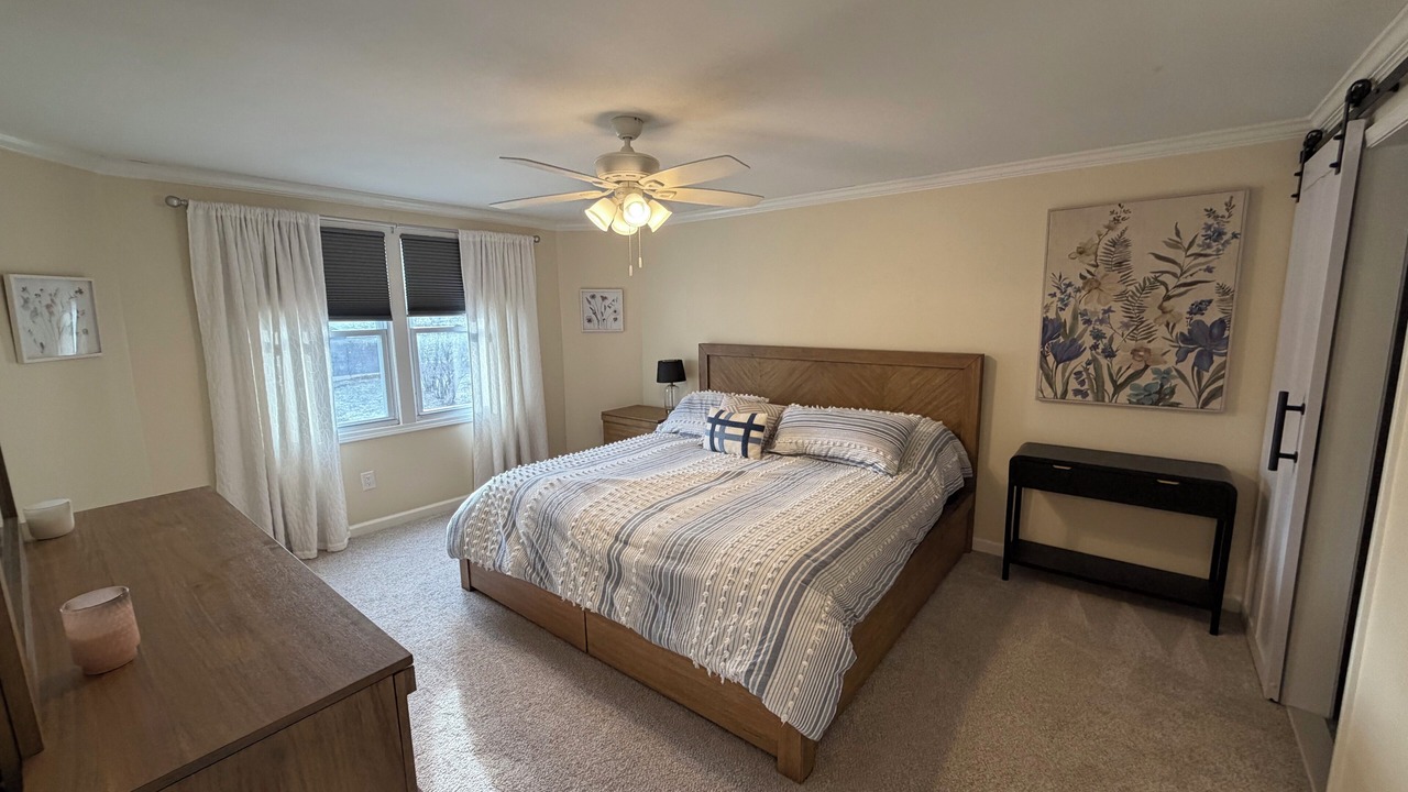 Photo of Bedroom in Clay