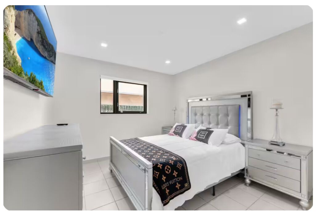 Photo of Bedroom in Tamiami