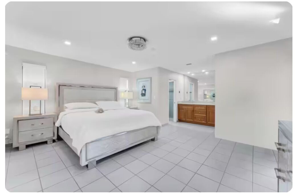 Photo of Bedroom in Tamiami