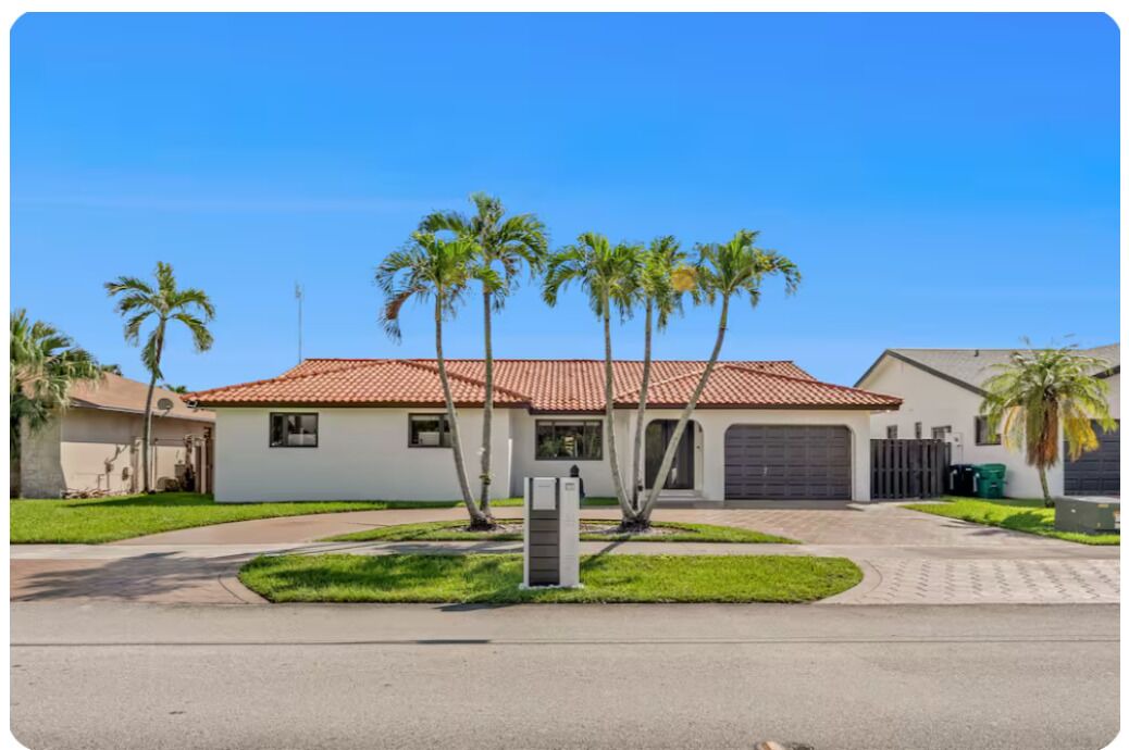 Photo of Outdoor in Tamiami
