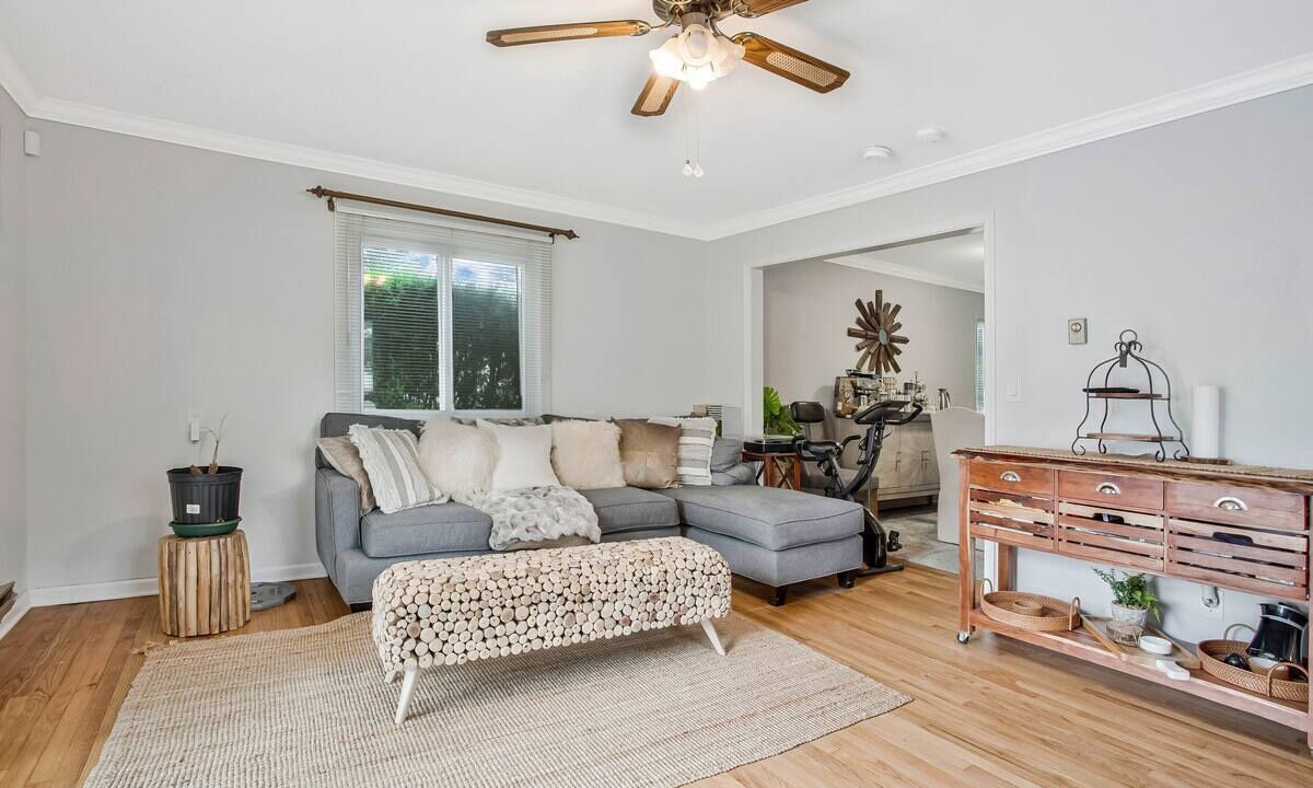 Photo of Livingroom in Severn