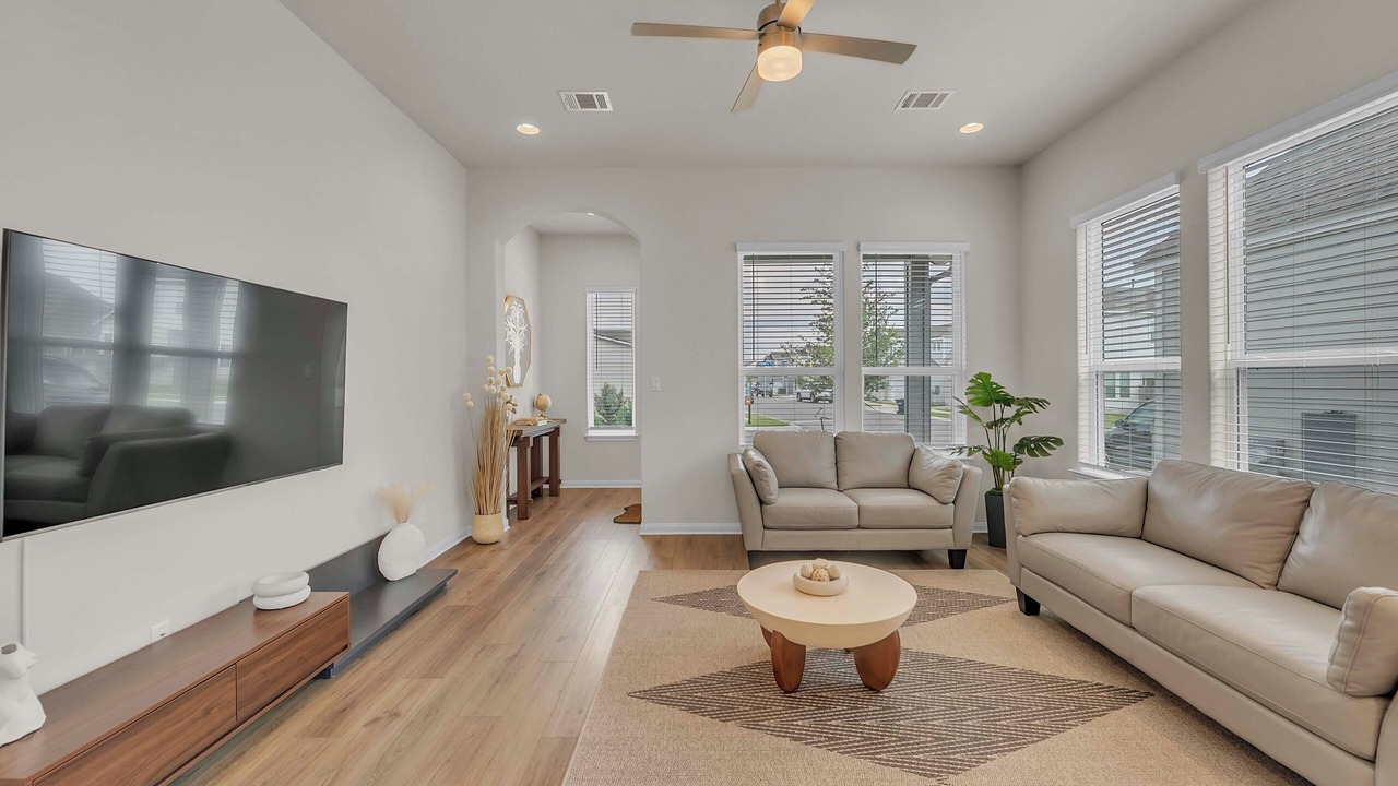 Photo of Livingroom in Hutto