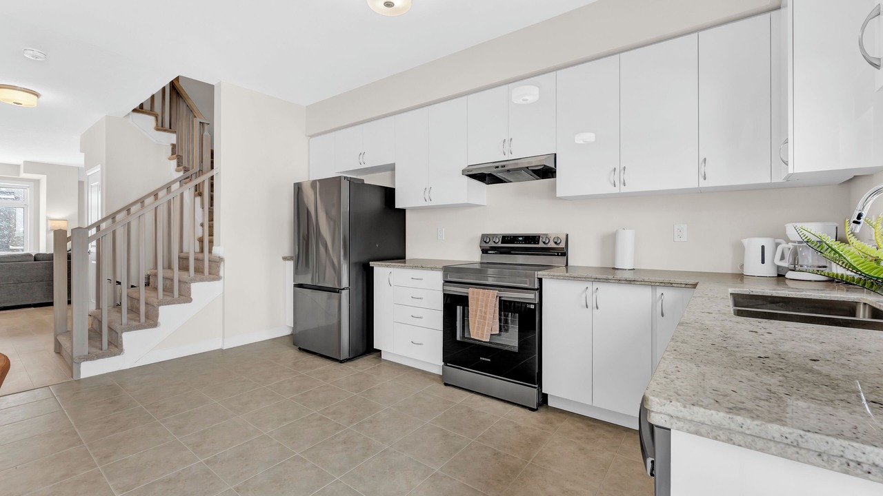 Photo of Kitchen in County of Brant