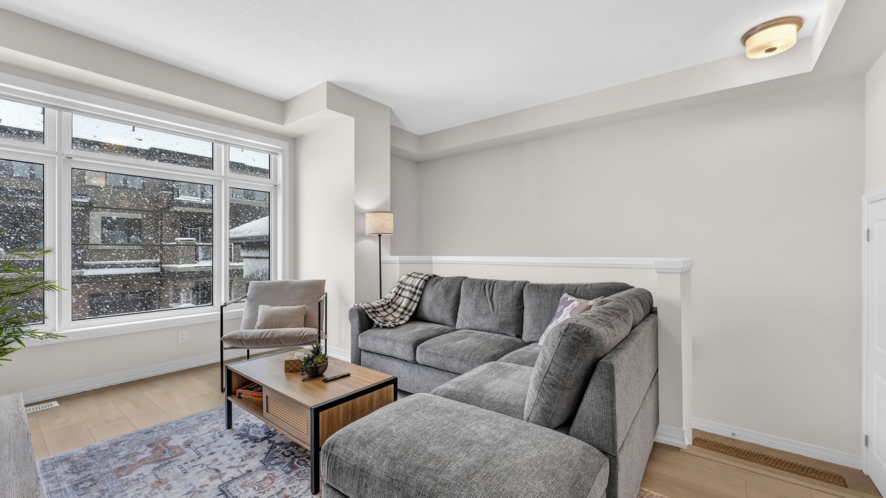 Photo of Livingroom in County of Brant