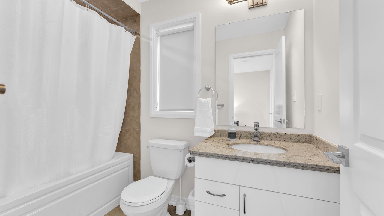 Photo of Bathroom in County of Brant