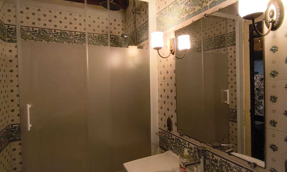 Photo of Bathroom in Pensol
