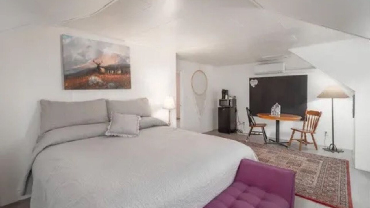 Photo of Bedroom in Roseburg