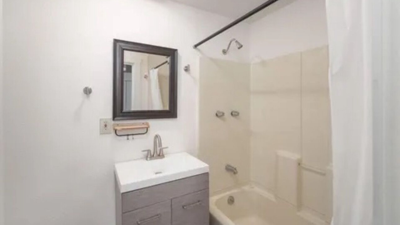 Photo of Bathroom in Roseburg