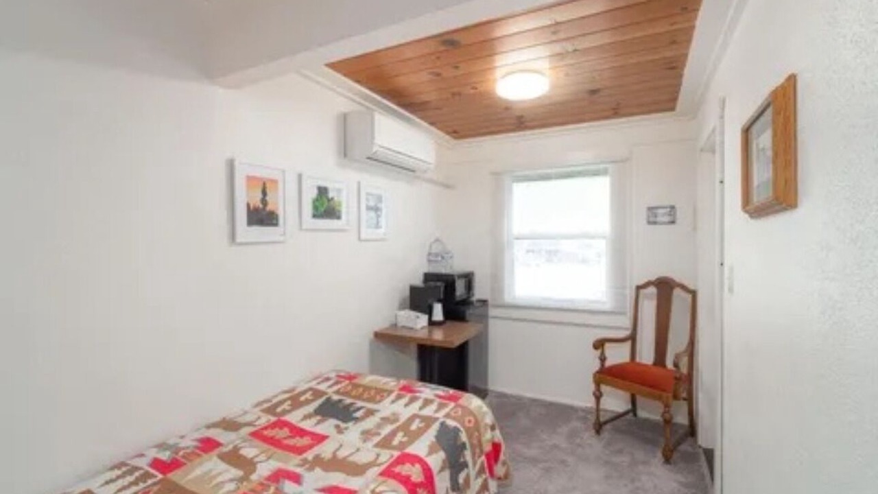 Photo of Bedroom in Roseburg