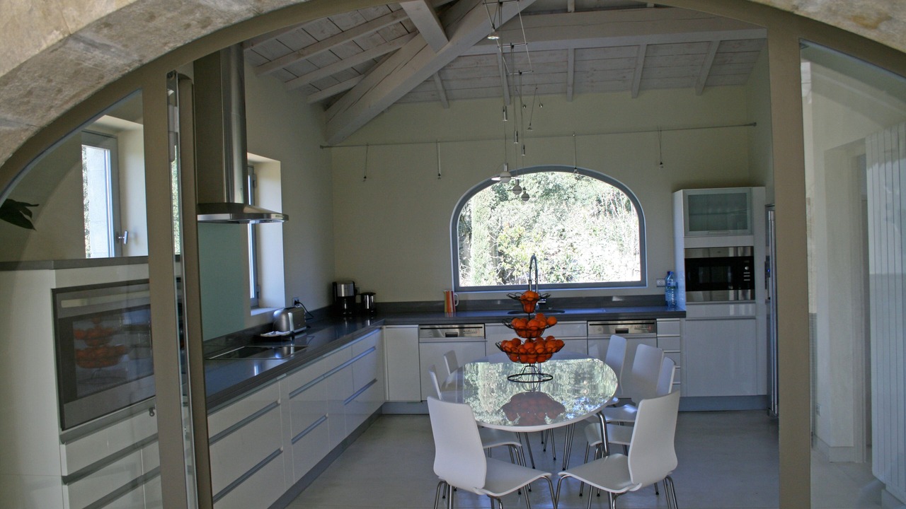 Photo of Kitchen in Montaren-et-Saint-Mediers