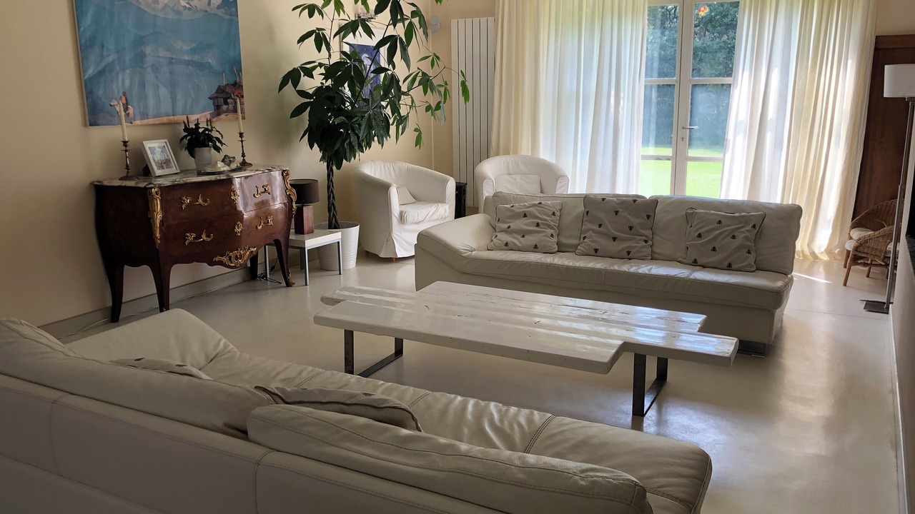 Photo of Livingroom in Montaren-et-Saint-Mediers