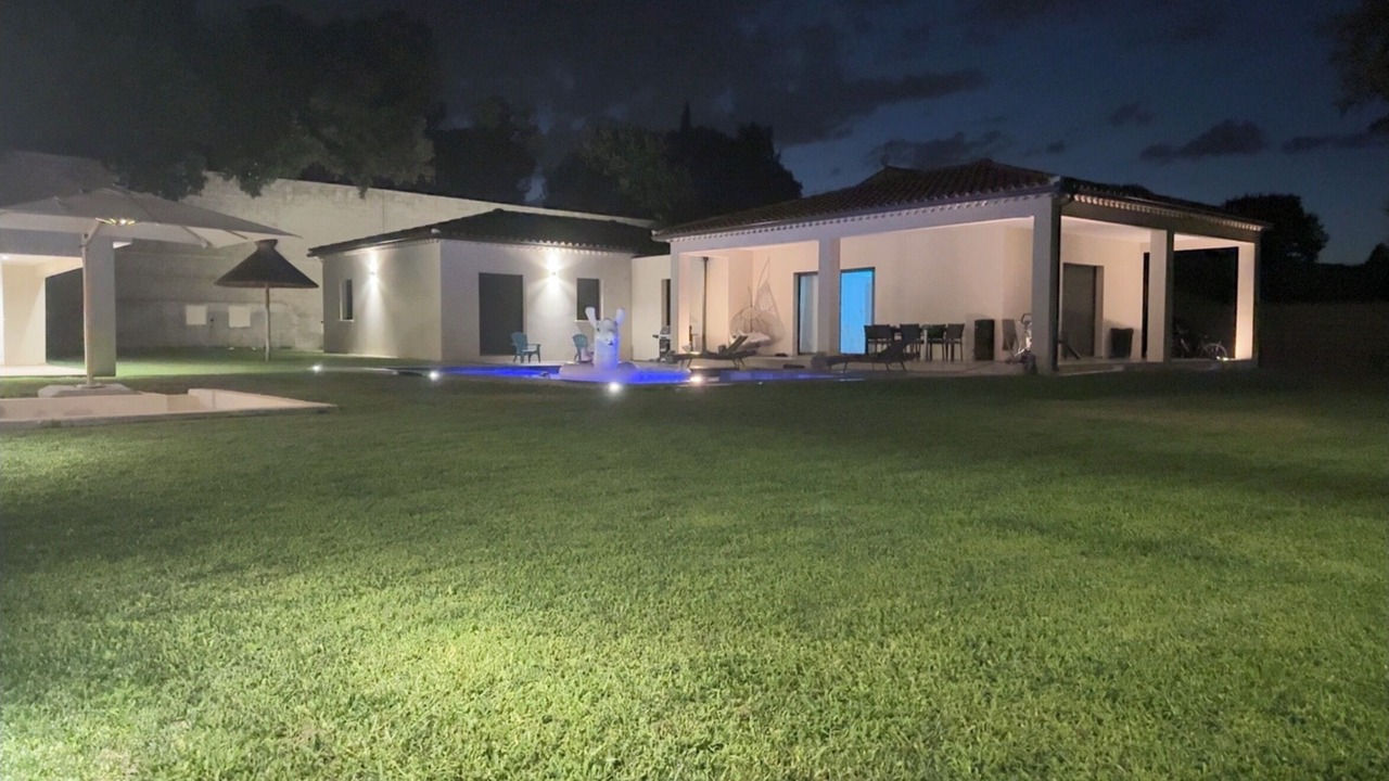 Photo of Outdoor in Bedarrides
